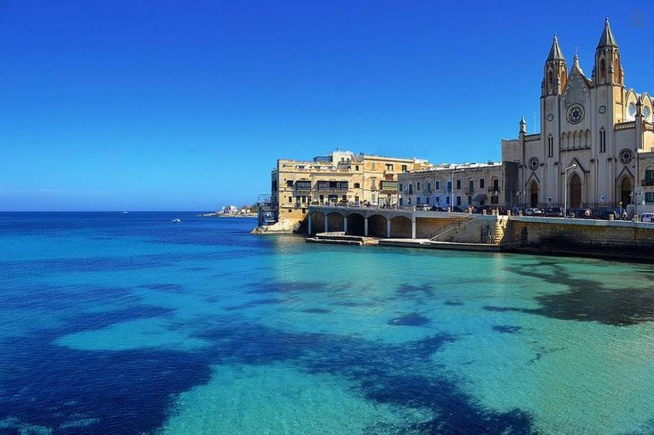 Ferienwohnung Splendid Seaside Retreat On Spinola Bay San Ġiljan Exterior foto
