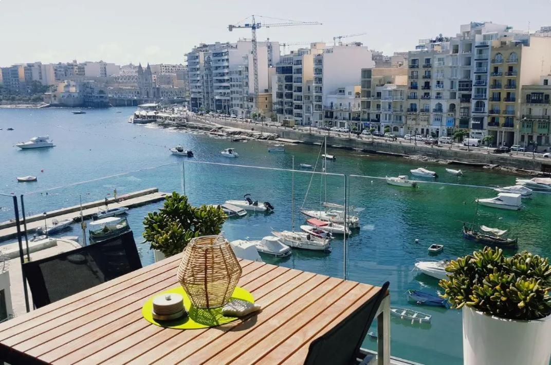 Ferienwohnung Splendid Seaside Retreat On Spinola Bay San Ġiljan Exterior foto