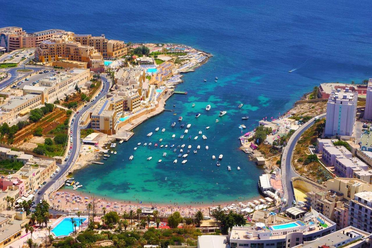 Ferienwohnung Splendid Seaside Retreat On Spinola Bay San Ġiljan Exterior foto